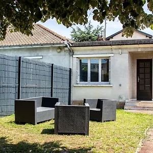 Appartement Maisonnette Avec Jardin, Parc Du Chêne