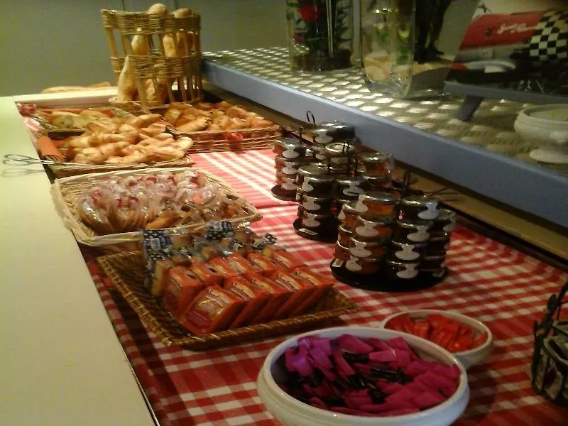 Kyriad Direct Bron Lyon Eurexpo Hotel